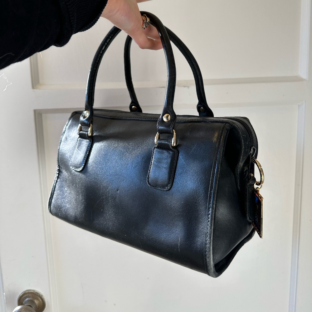 Vintage Partners Meryvns Black Genuine Leather Handbag 🖤
